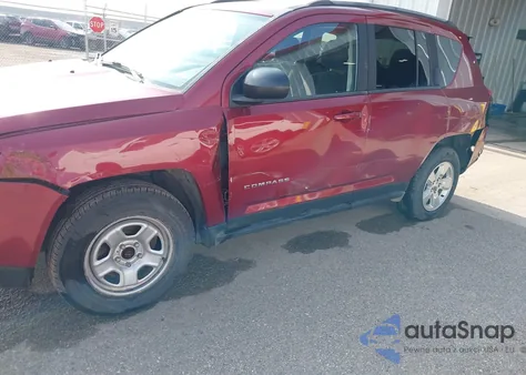 2016 Jeep Compass Sport из США, поврежденный, VIN 1C4NJCBA8GD590252